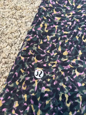 Lululemon Wunder Train High-Rise Tight 25" size 6 thumbnail 4