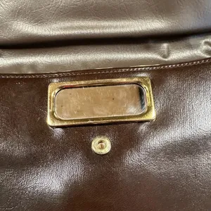 Vintage Purse With Mirror Clutch~Gold hardware~70’s Retro~Rome On Snap thumbnail 4