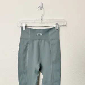 [AYBL] Teal Seamless Reflex Sports Bra & Legging Matching Set Size Small S thumbnail 7