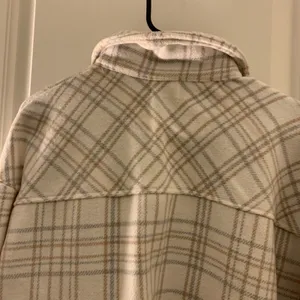 Time And Tru Women's Flannel Plaid Crop Jacket Shirt Shacket Size L 12-14 thumbnail 16