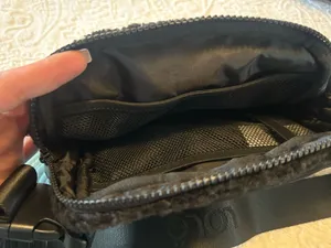 Lole Crossbody Bag Black Unisex Belt Fanny Pack thumbnail 3