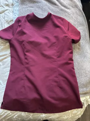 FIGS Scrub Top thumbnail 2