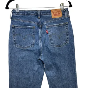 Levis 501 Original‎ Fit High Rise Straight Leg Jeans Blue 27x30 12501-0396 thumbnail 9