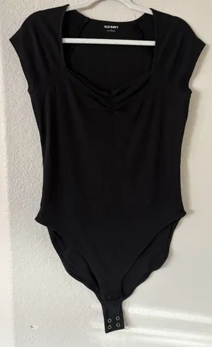 Old Navy Black Ribbed Stretch Sweetheart Neck Thick Material Bodysuit Women's L thumbnail 1