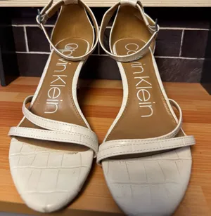 Calvin Klein Ivory Croc-Texture Ankle-Strap Heels thumbnail 1