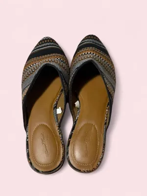 Universal Thread Black, Brown & Tan Woven Slip-On Mules thumbnail 4