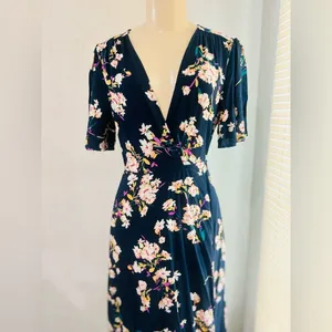 Cotton Candy Floral Print Dress Size L Great Condition thumbnail 7
