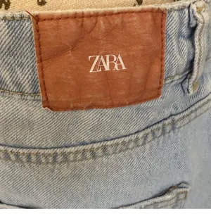 Zara Light Wash Distressed Denim Mini Skirt - Size L / 30 thumbnail 5