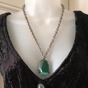Whimsygoth Fairy Renaissance Gothic Green Gem Emerald Color Silver Tone Chain Necklace Chunky thumbnail 1