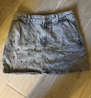 Zara Jean skirt embroidered silver pearls XS thumbnail 1