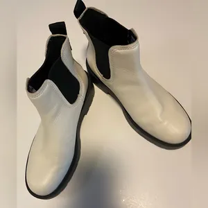 UGG Black and White Jasmine Markstrum Waterproof Leather Chelsea Ankle Boots thumbnail 2
