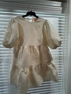 THML Cream Textured Tiered Puff-Sleeve Dress thumbnail 2