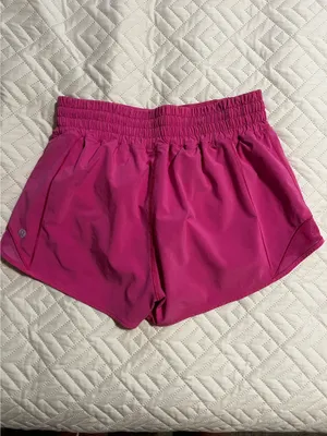 Lululemon Hotty Hot Shorts 2.5" thumbnail 3