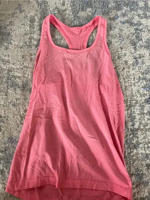 Lululemon Women’s Racerback Tank Top - Pink thumbnail 1