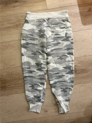 Aerie camo joggers thumbnail 2