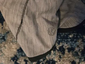 Lululemon speed ups size 8 thumbnail 3