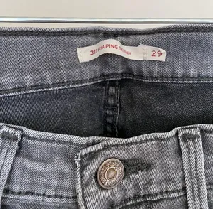 Levi's 311 Skinny Jeans thumbnail 3