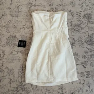 Lulus Festive Occasion White Ruched Strapless Bodycon Mini Dress Size Medium NWT thumbnail 5