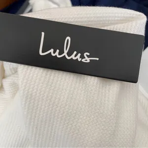 NWT Off the Shoulder Long Sleeve White Women’s size Small thumbnail 4