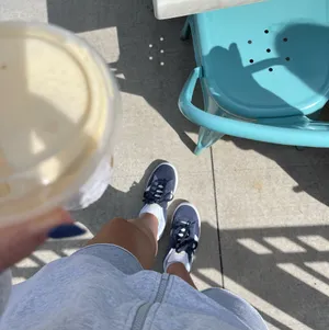Navy Adidas Sneakers Suede thumbnail 2
