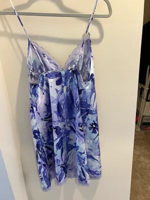Floral slip dress Size M thumbnail 2
