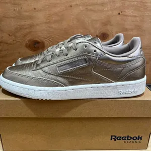 Reebok Women's Gold Trainers thumbnail 4