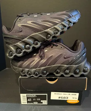 Nike Air Max DN8 size 6W/4.5Y thumbnail 1