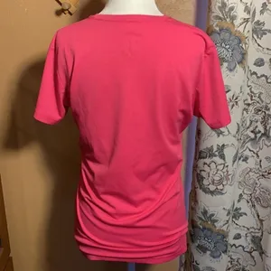 Nike Dri-Fit Pink Short Sleeve Shirt Size Medium thumbnail 2