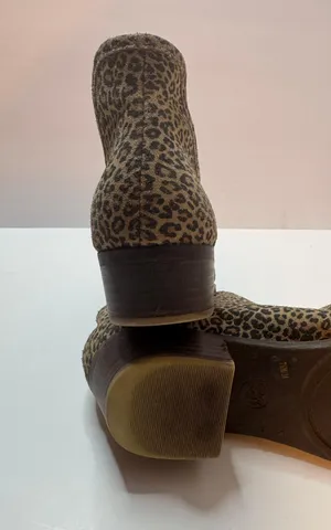 Baley Animal Print Ankle Boots Size 7.5M thumbnail 6
