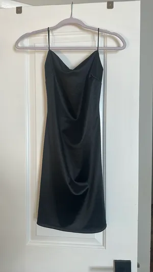 Windsor Black short dress thumbnail 1