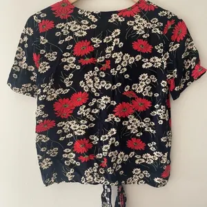 Madewell Women's Hillside Daisies Knot Tie Front‎ Top Floral Print thumbnail 6