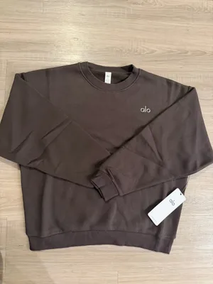 Alo Espresso Yoga Accolade pullover thumbnail 2