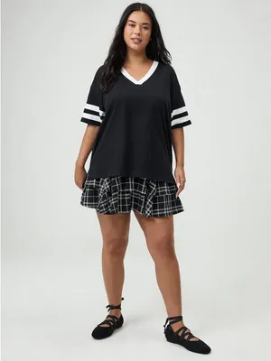 Torrid M/L 10/12 Super Soft Varsity V-Neck Tee Black White Collegiate NWT thumbnail 5