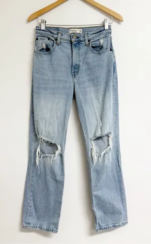 Abercrombie & Fitch 90s Straight Ultra High Rise Jeans Size 2 XS 26 Distressed thumbnail 1