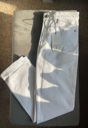 Zara High-Rise Ankle-Length Stovepipe thumbnail 1