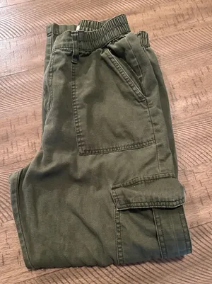 Aeropostale Olive Green Cargo‎ Pants - Straight Leg Utility - Size M thumbnail 1