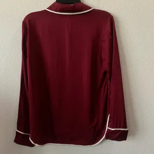 NWT Aerie Off-Duty Satin Piping Shirt thumbnail 5