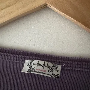 Free People Intimately Purple Mauve Francis Tee Lettuce Hem‎ Scoop Neck Top thumbnail 5