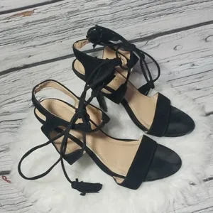 Chase + Chloe strappy fringe leather heels sz 6 thumbnail 1