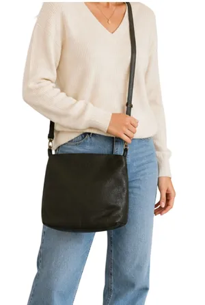 GH Bass Pebbled Leather Purse Dark Green Slouchy Crossbody Adjustable Strap thumbnail 1