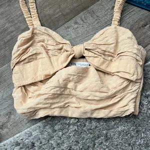 Zara medium‎ crop top thumbnail 3