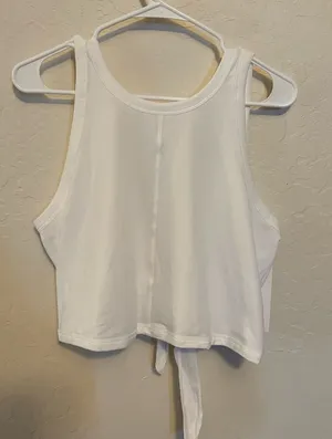 Lululemon Its A Tie Tank. NWT Sz 8. White. Choose your look and fit in this tank thumbnail 1