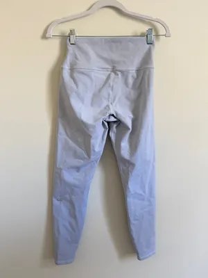 ALO Airbrush Blue Leggings Size Medium Cropped 23” thumbnail 7