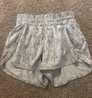 Lululemon Track That High-Rise Shorts 5” thumbnail 1
