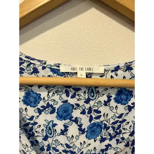 Abel‎ The Label Blue White Floral Midi Dress L Wrap V Neck Cottagecore Boho thumbnail 8