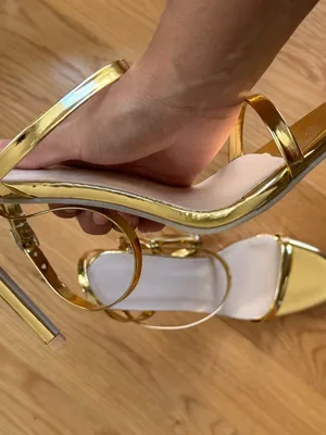 Gold Metallic Strappy Heels Size 41 Women’s Ankle Strap Stiletto Sandals thumbnail 3