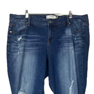 Torrid Jeans Straight Leg Distressed Mid Rise Medium Blue Wash Women’s Size 18 thumbnail 3