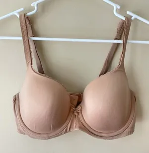 Victoria’s secret nude bra thumbnail 1