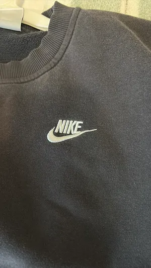 Nike Pullover Sweatshirt Black thumbnail 4