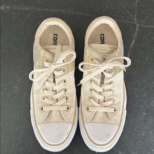 Converse Chuck‎ Taylor All Stars Madison low top sneaker gold cream women’s 8 thumbnail 2